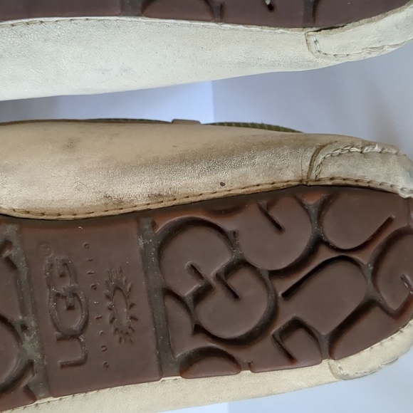 UGG Dakota Moccasin Slippers Suede Shearling Size 6 - Picture 7 of 8